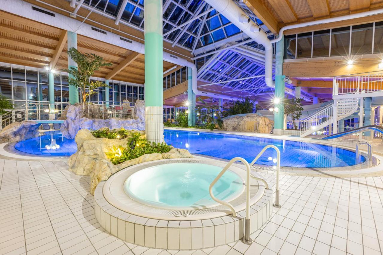 Ifa Schoeneck Hotel & Ferienpark ภายนอก รูปภาพ